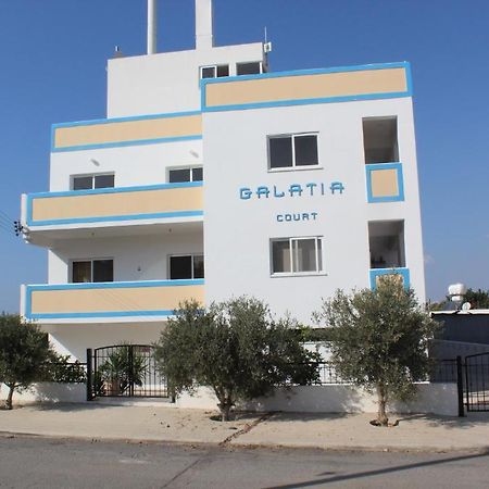 Galatia'S Court Apartment Paphos Exterior photo