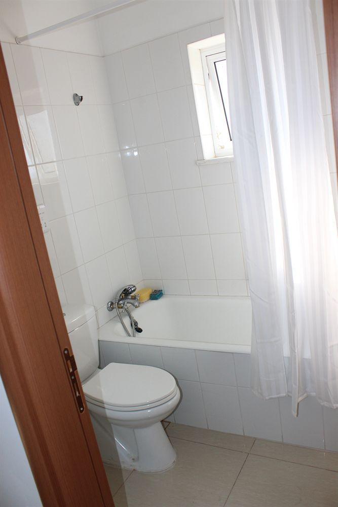 Galatia'S Court Apartment Paphos Exterior photo