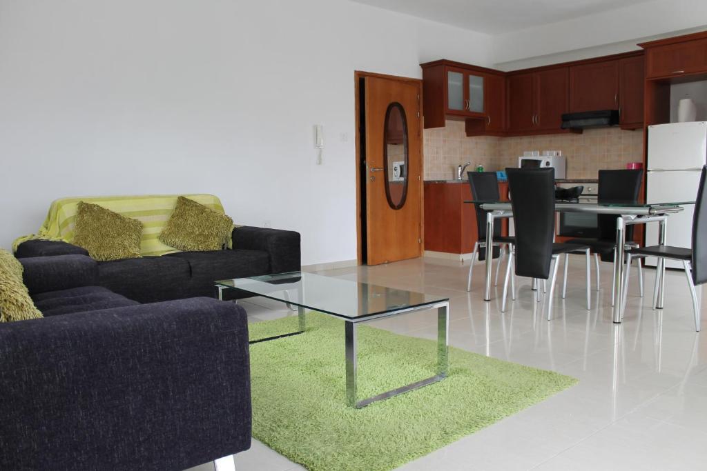 Galatia'S Court Apartment Paphos Room photo